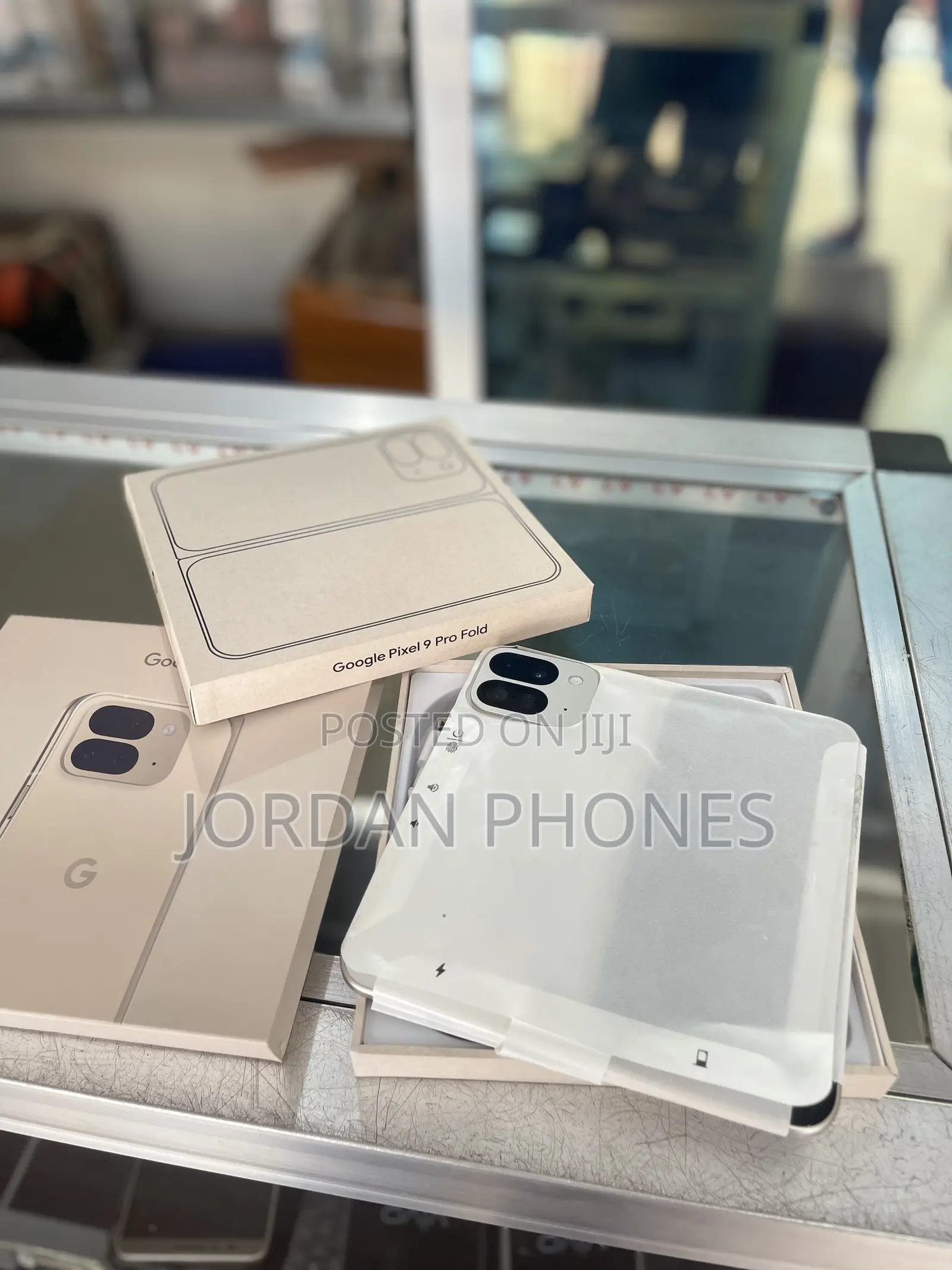 New Google Pixel 9 Pro Fold 256 GB Gold