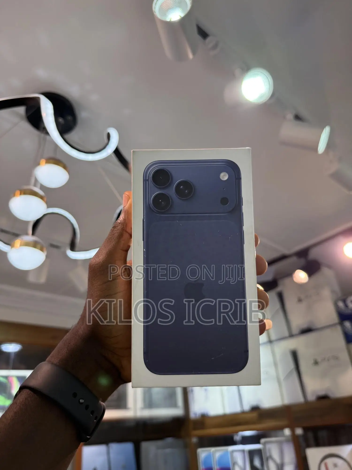 New Apple iPhone 17 Pro Max 256 GB Blue
