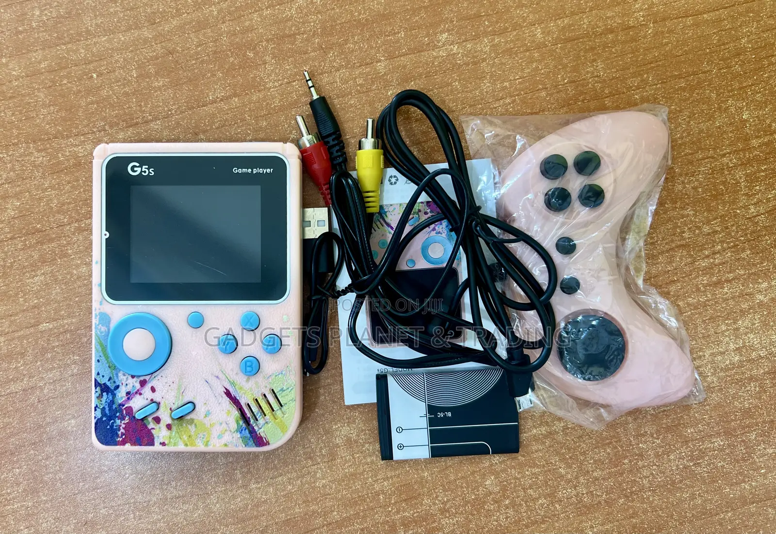 G5s Retro Handheld Game Box Bult-in 500 Game - 3"