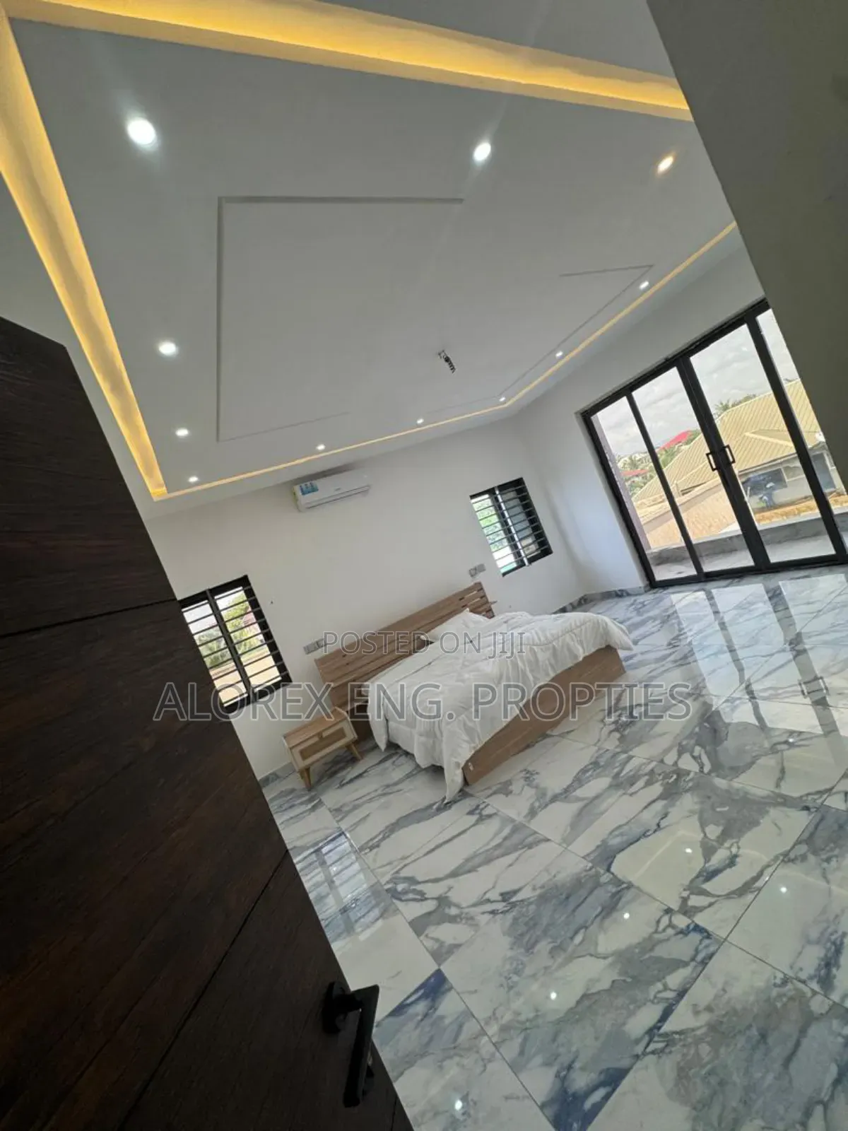 4bdrm Duplex in $150,000 Self, Ashaley Botwe for sale