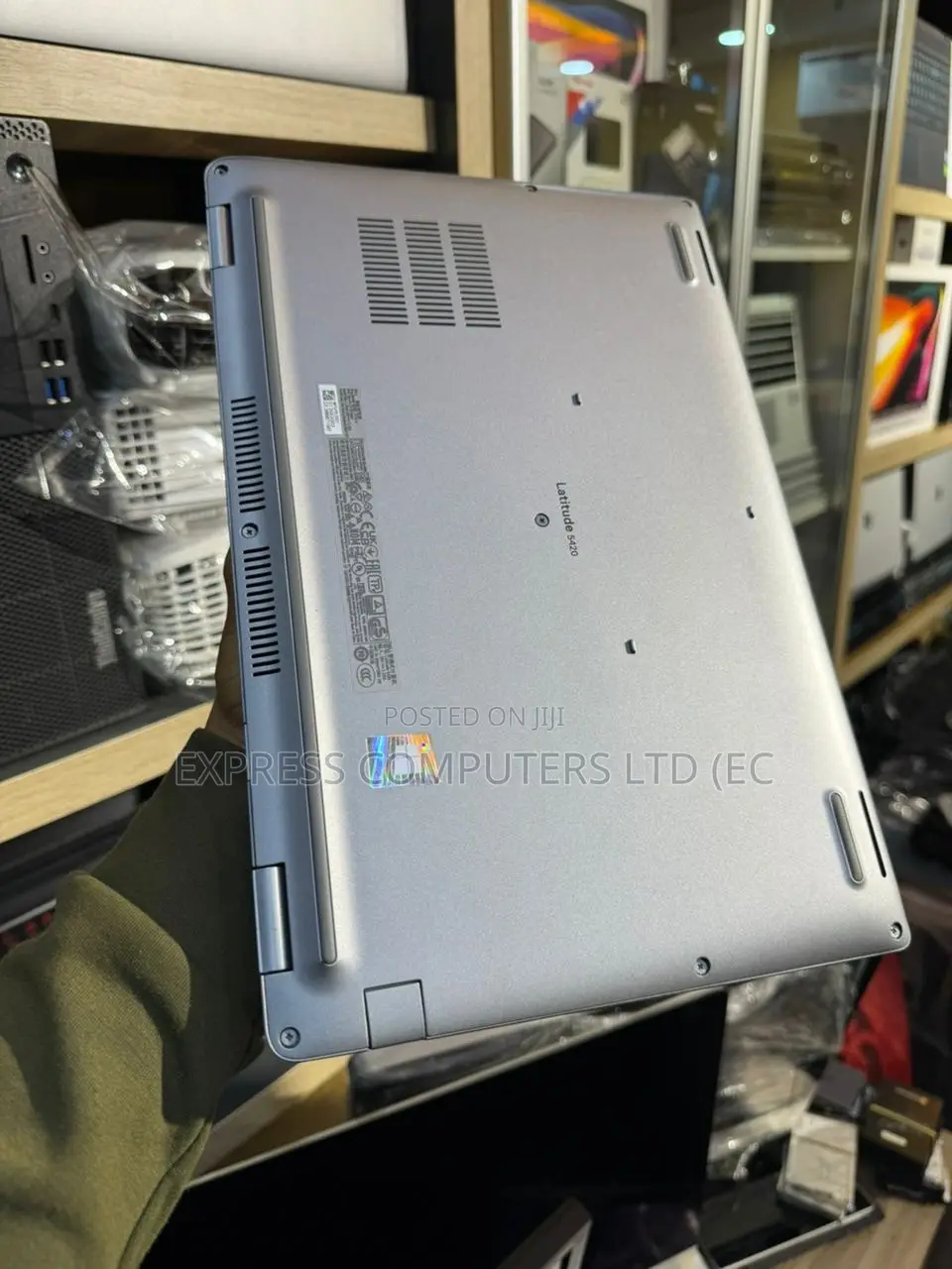 Laptop Dell Latitude 5420 16GB Intel Core I7 SSHD (Hybrid) 512GB