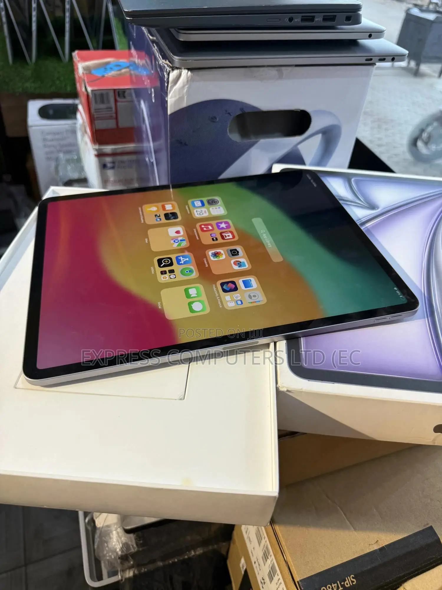 New Apple iPad Air 13 (2024) 128 GB Gray