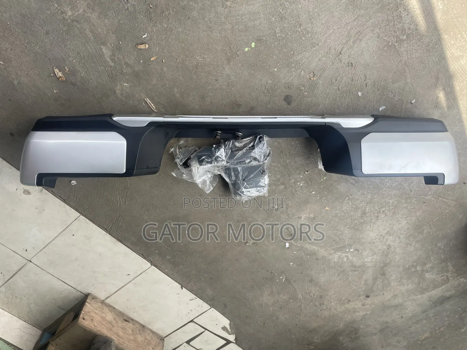 Mitsubishi L200 Triton 2019 2020 2021 2022 Back Bumper