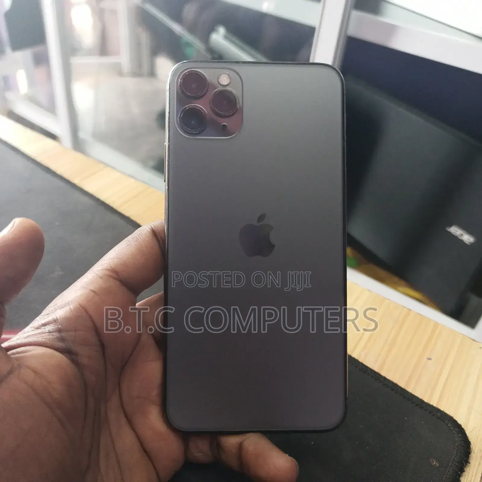 Apple iPhone 11 Pro Max 64 GB Gray