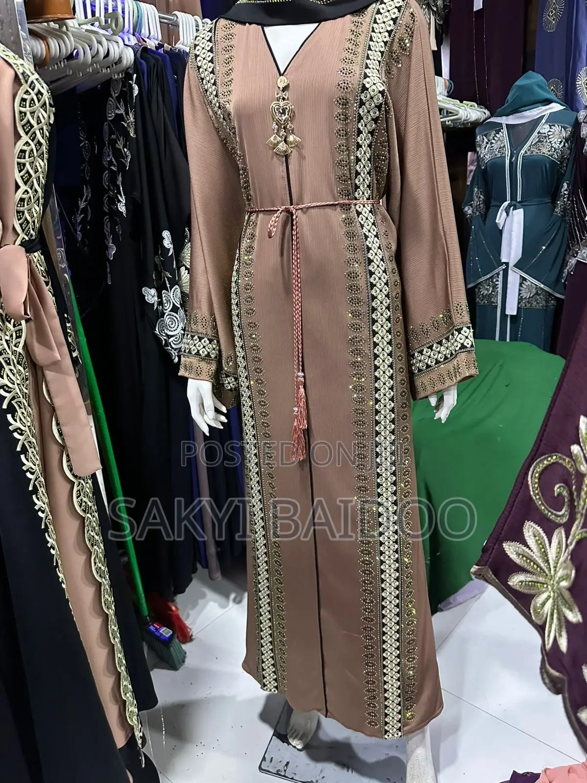 Abaya Paradise