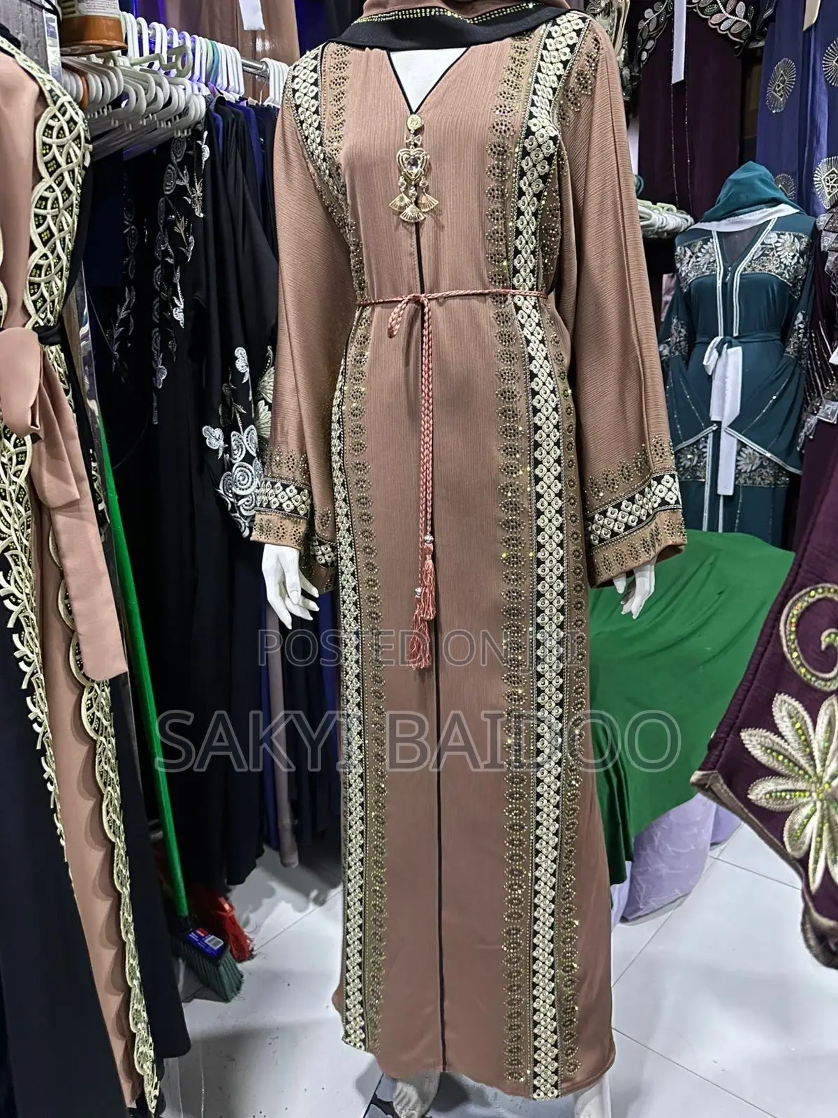 Abaya Paradise