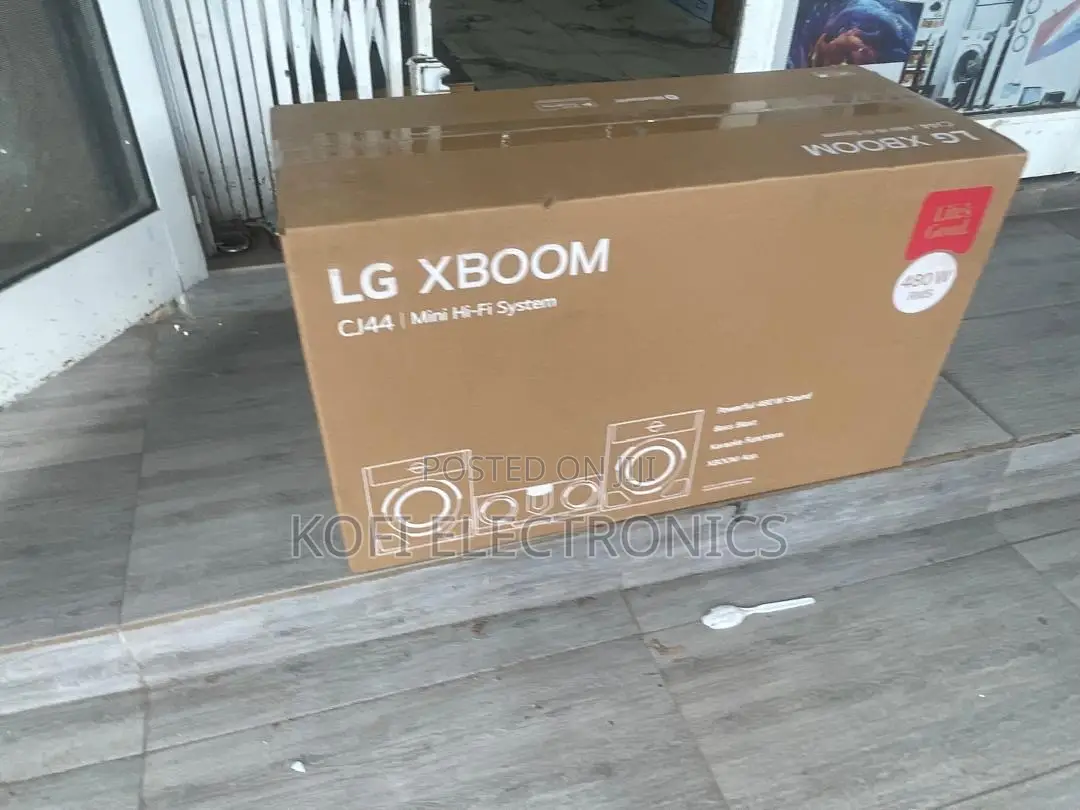 Lg Xboom 480w Vintage Pulse Sound Console