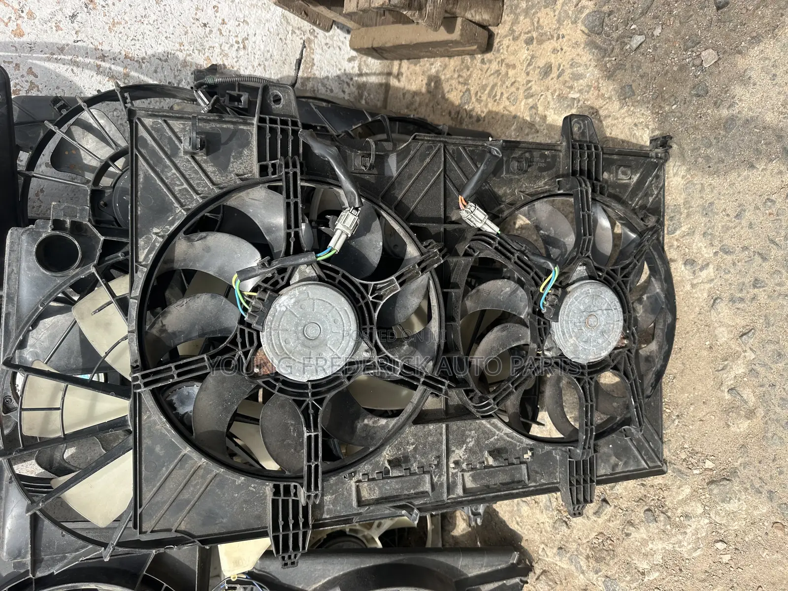 Nissan Rogue 2008 2009 2010 Radiator Fan