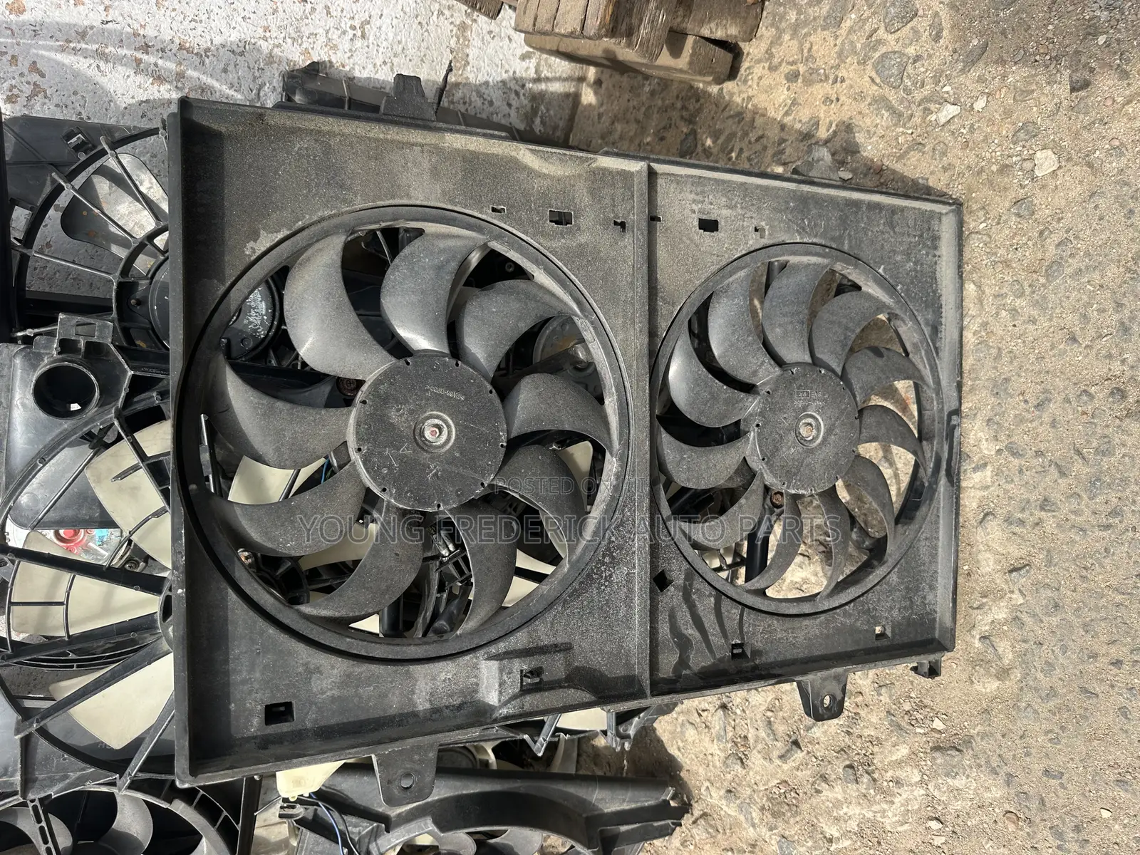 Nissan Rogue 2008 2009 2010 Radiator Fan
