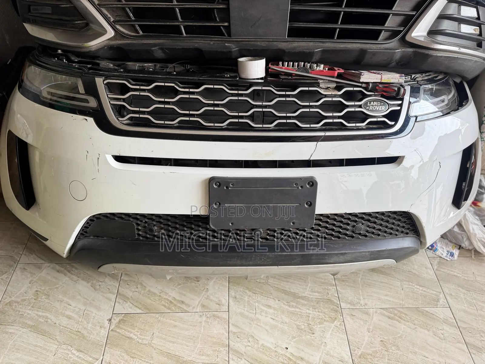 Range Rover Velar 2019 Front Bumper Complete Cut