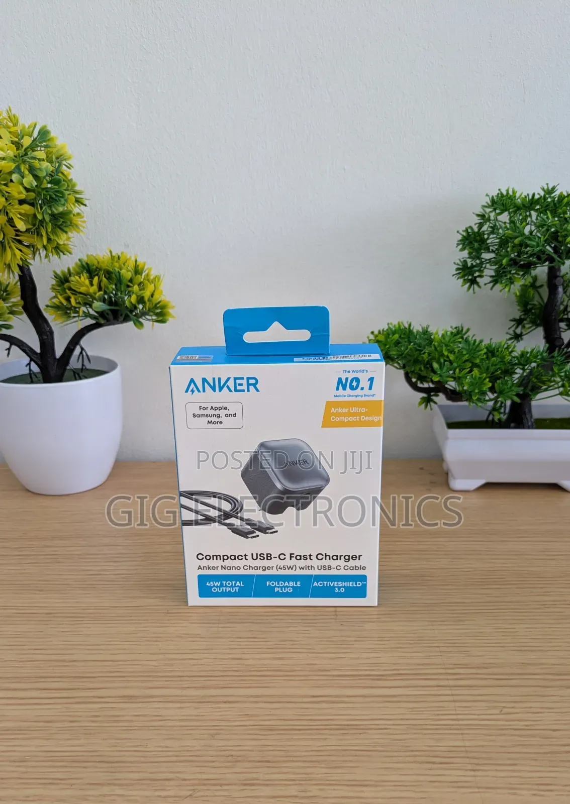 Anker Nano Charger 45w With Usb-C to Usb-C Cable