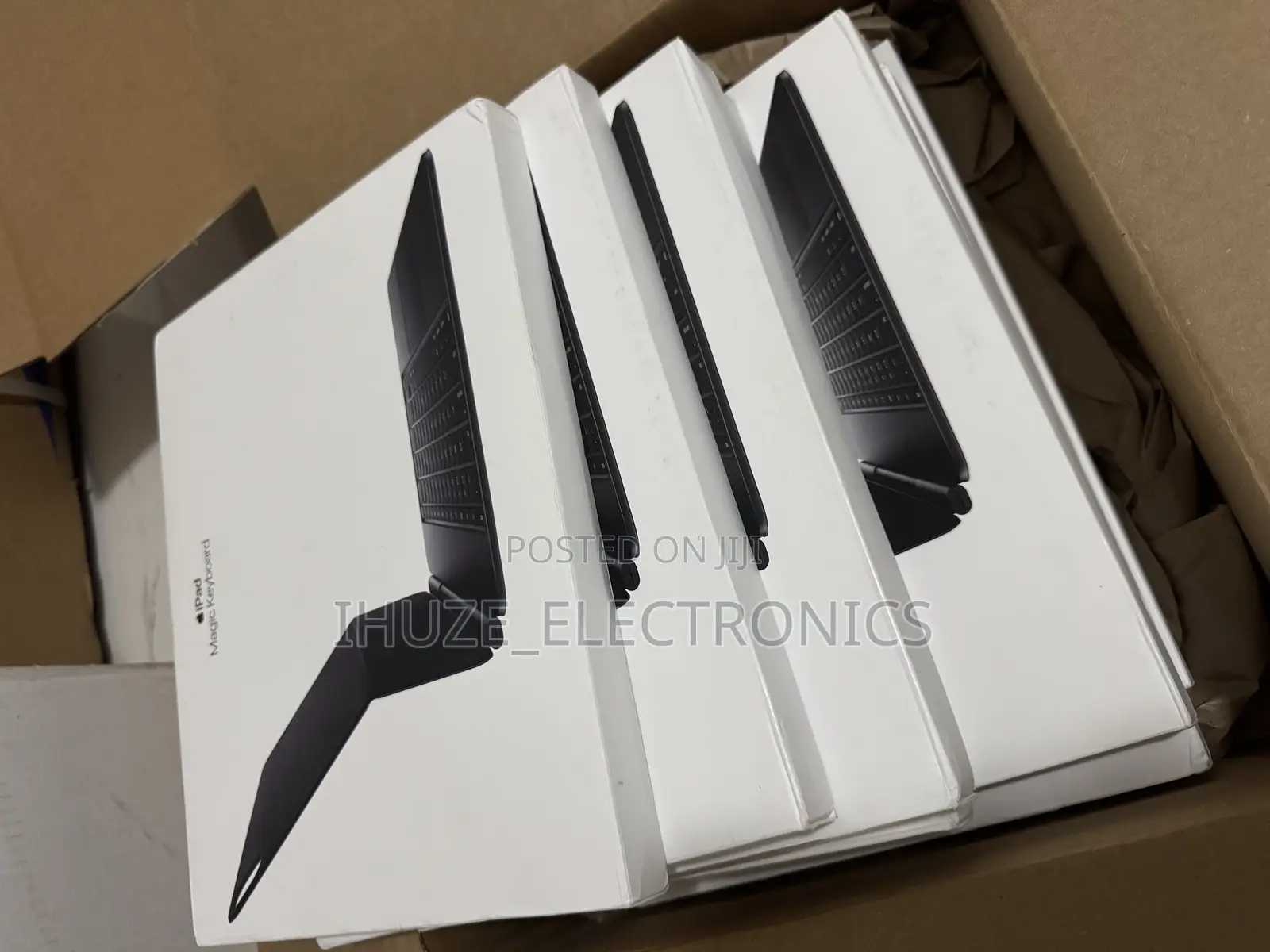 Magic Keyboard for iPad Pro 13‐Inch (M4/M5) - Black
