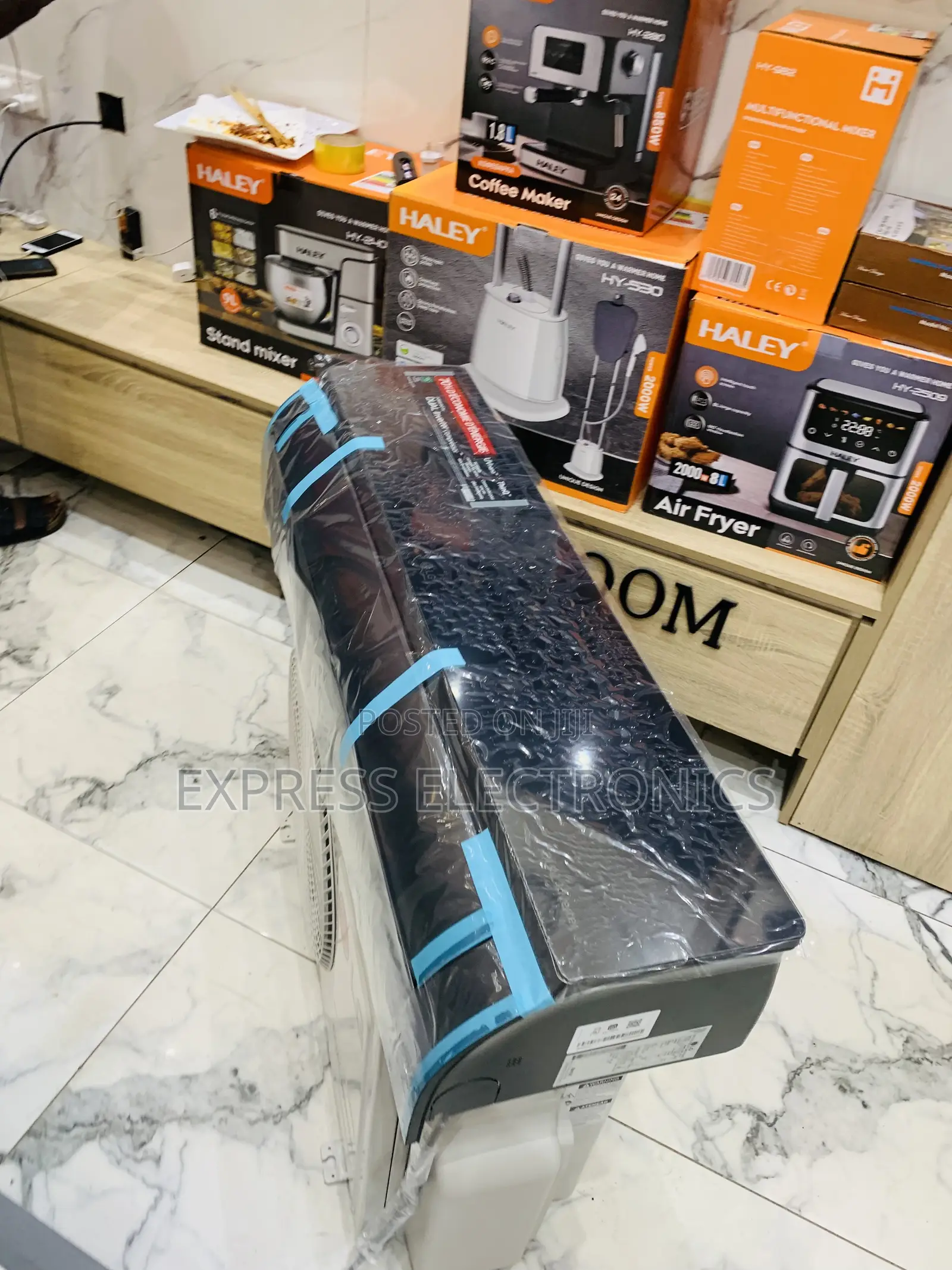 Zealous Sleek Black Artcool Dual Inverter 1.5hp
