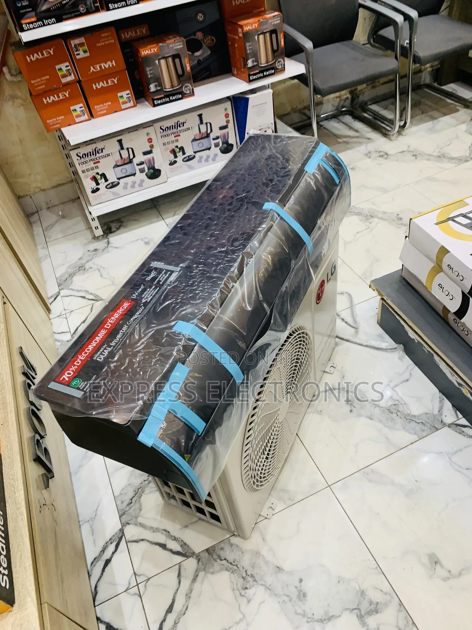 Available Now at Store S4-Q18klrte 2.0hp Dual Inverter Artcool Lg