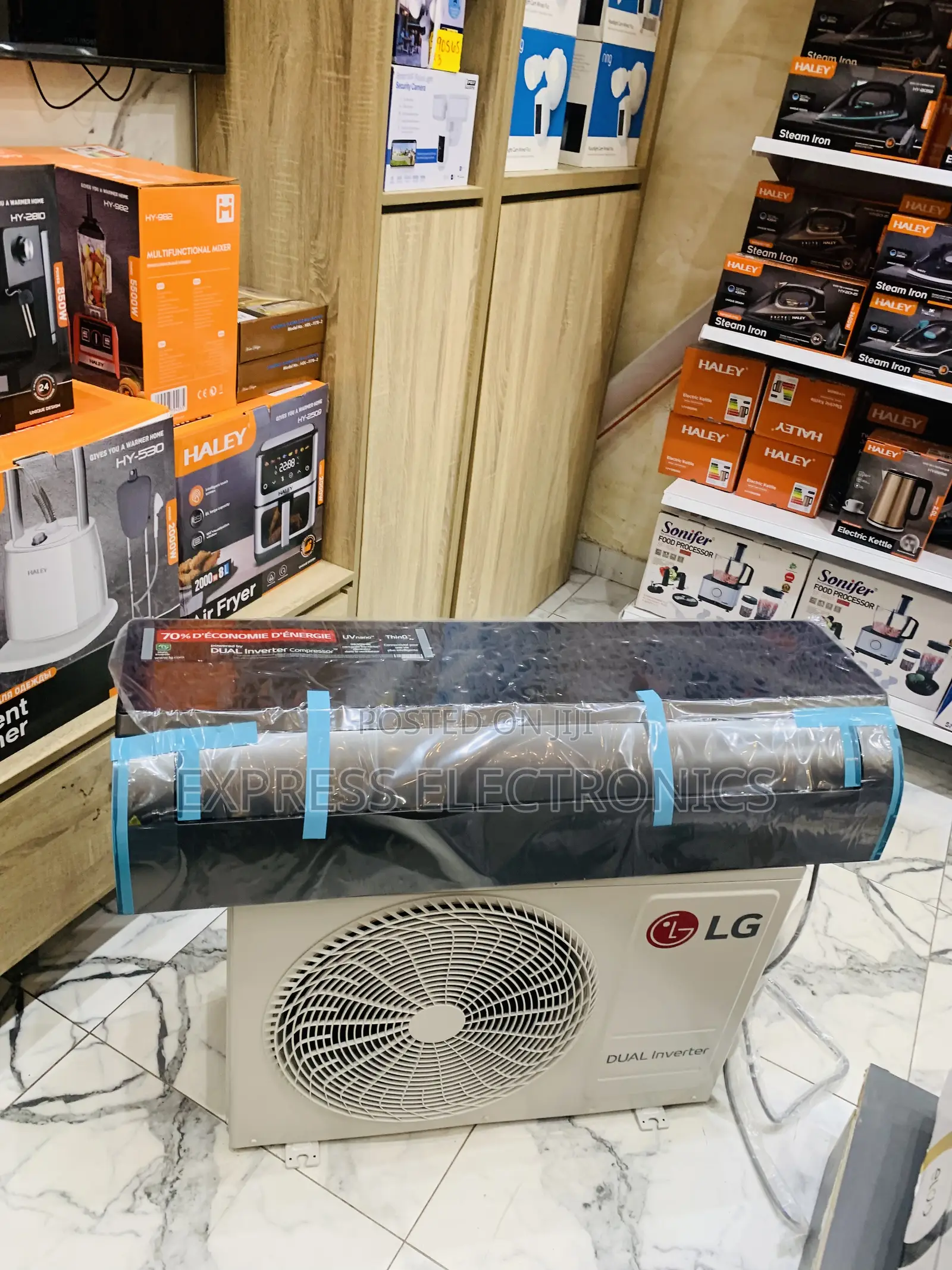 Amazing Deal on Lg Ac Black Split Dual Artcool 2.5hp
