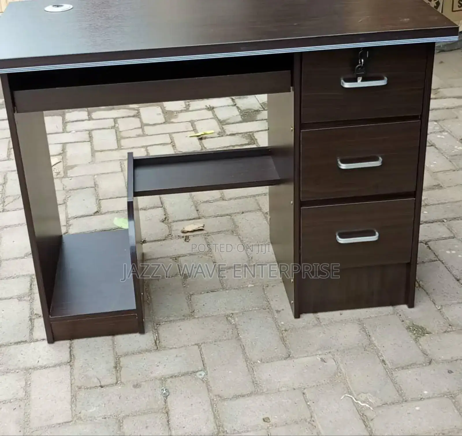 Office Table With Drawer
