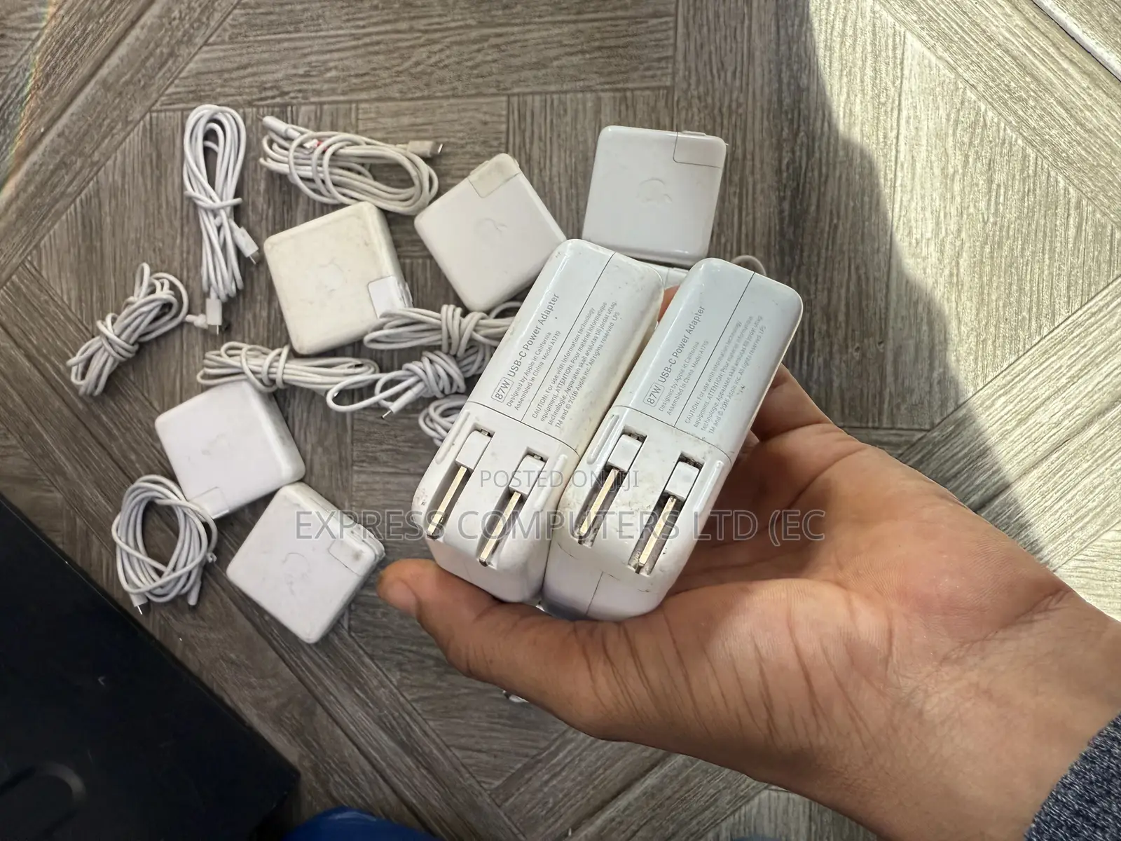 Macbooks Original 87 Watts Type C Uk Home Used Chargers Original