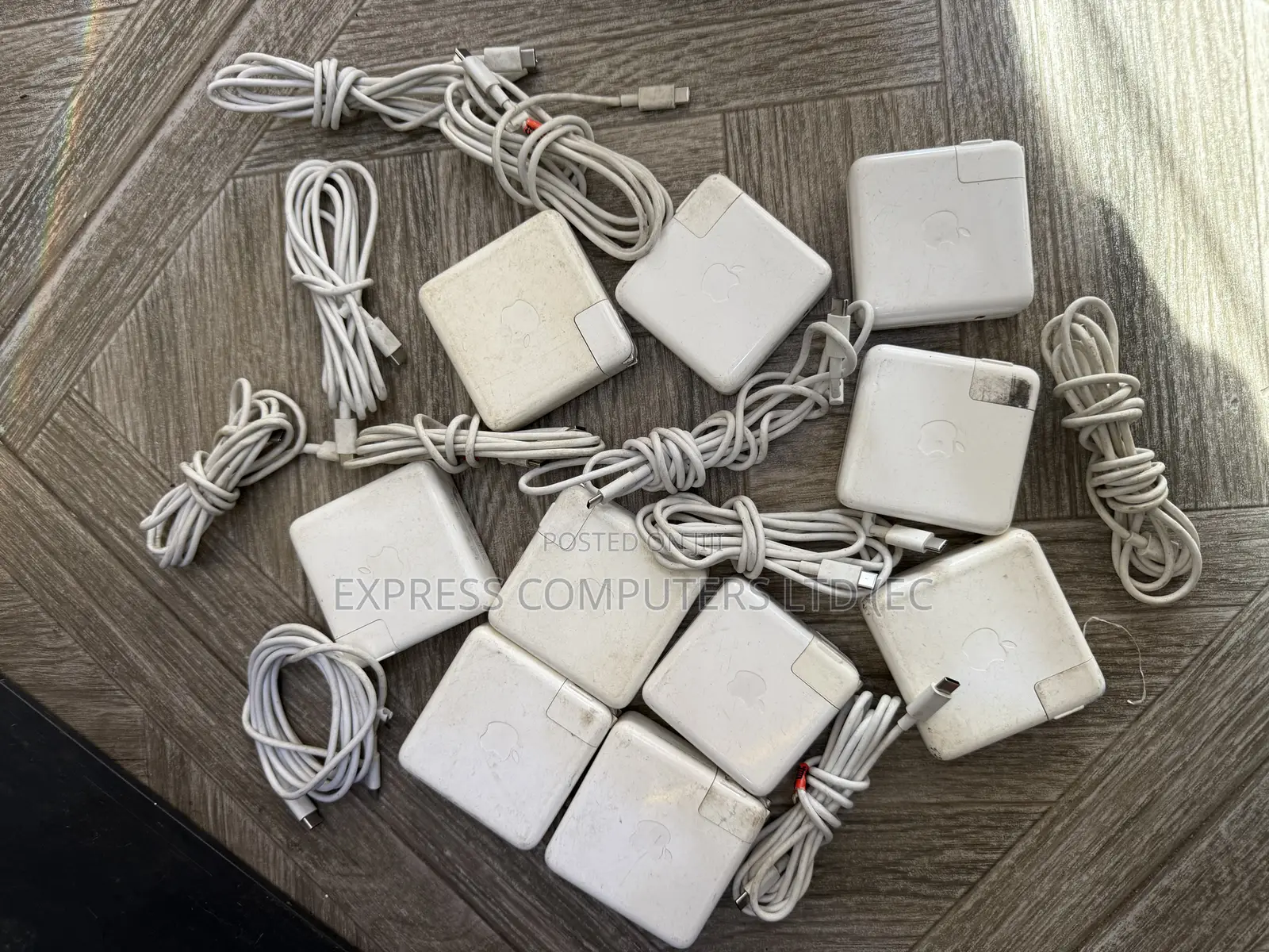 Macbooks Original 87 Watts Type C Uk Home Used Chargers Original