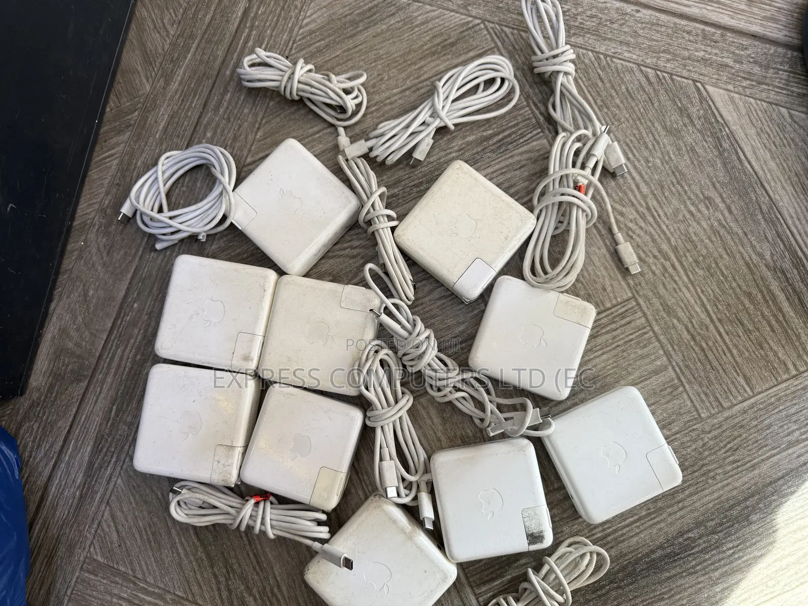 Macbooks Original 87 Watts Type C Uk Home Used Chargers Original