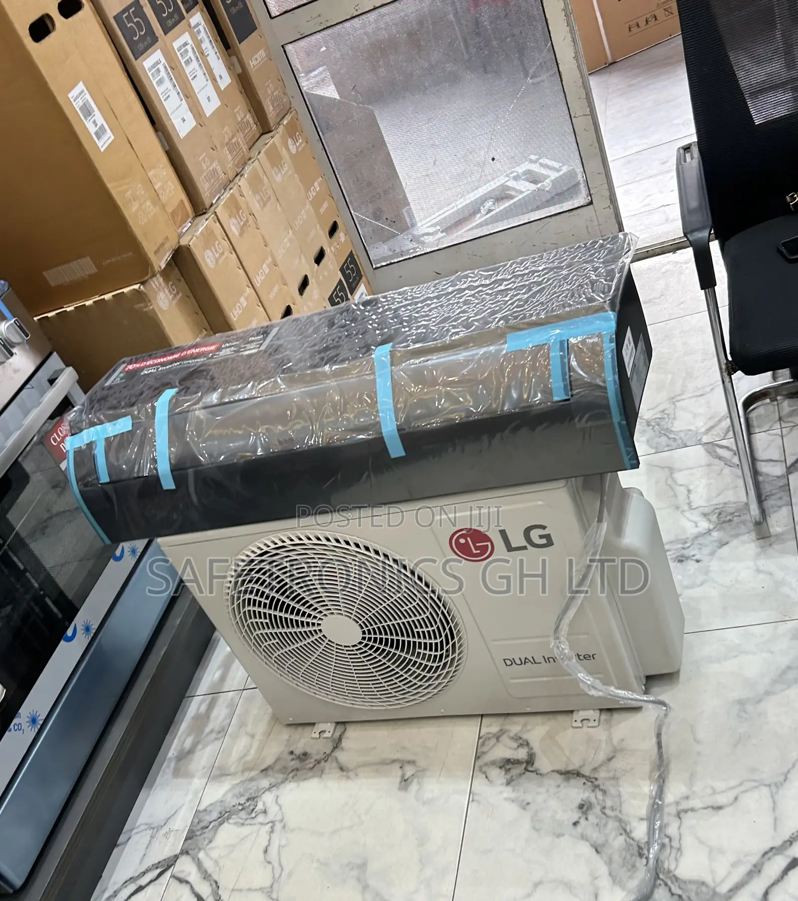 S4-Q24k2rtd Black Split Type Lg 2.5 Horsepower Inverter Smart Tv