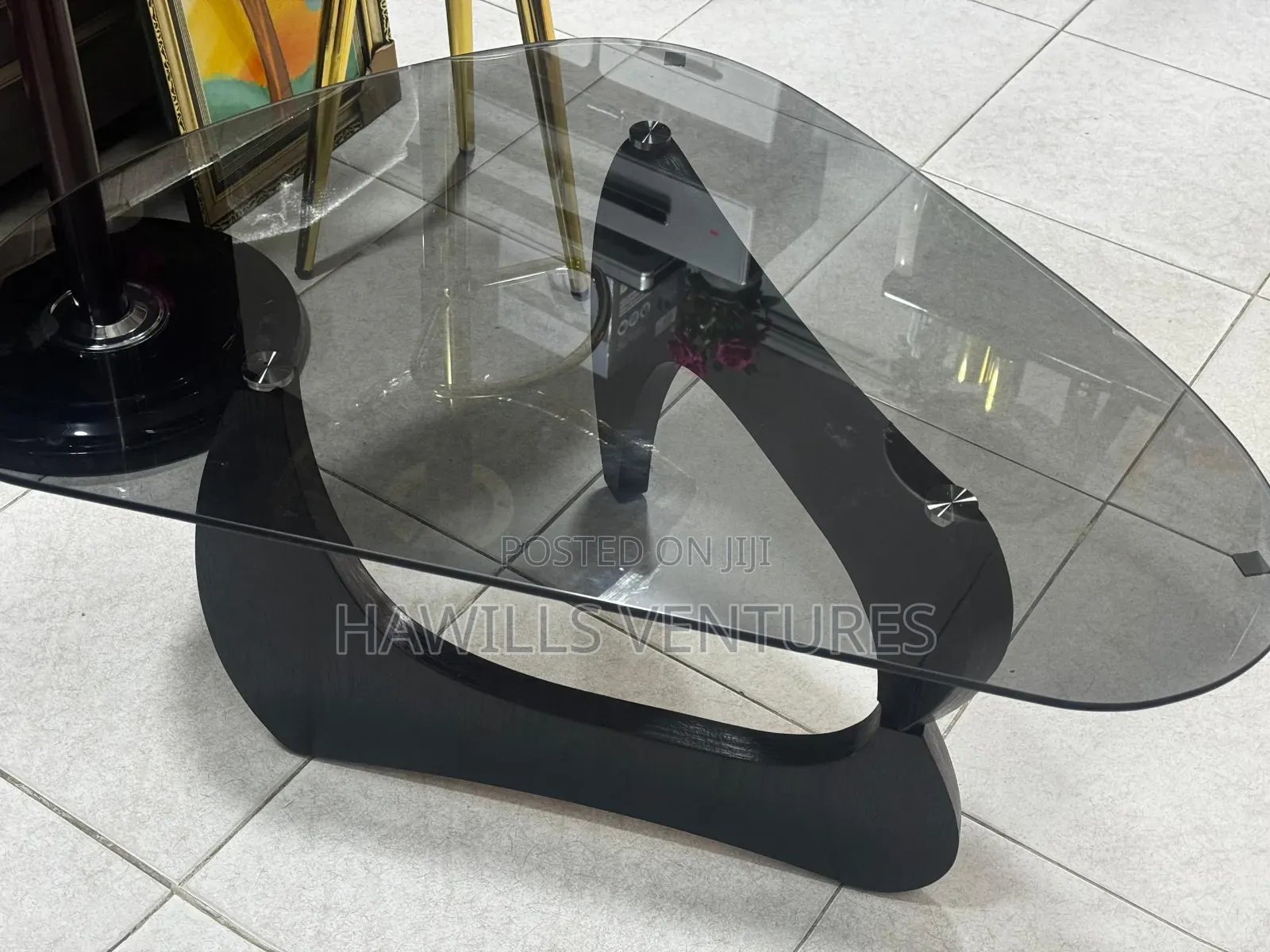 Creatuve Glass Table