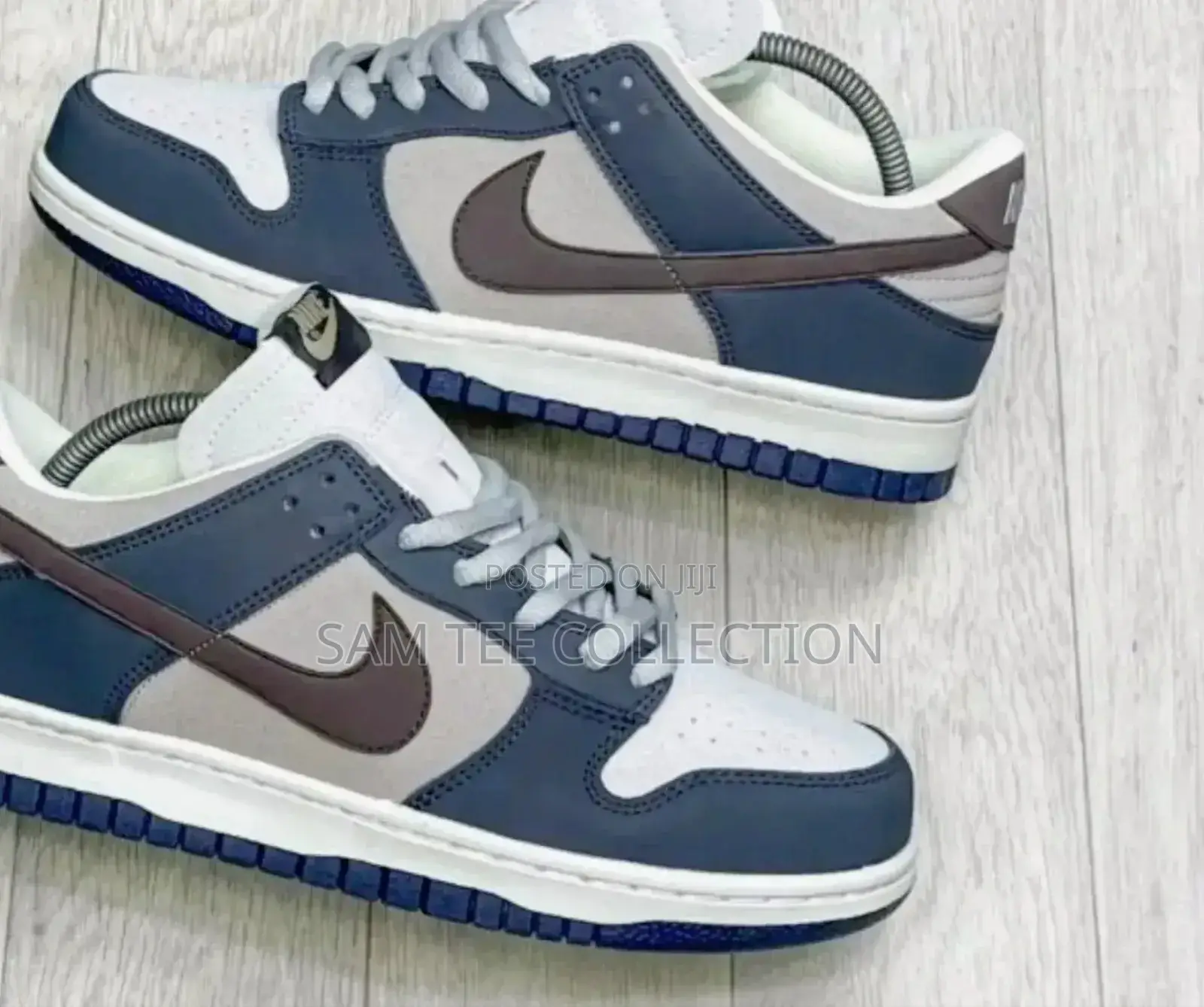 Nike Sb Dunk Low Original. Panda Colour, Blue White.