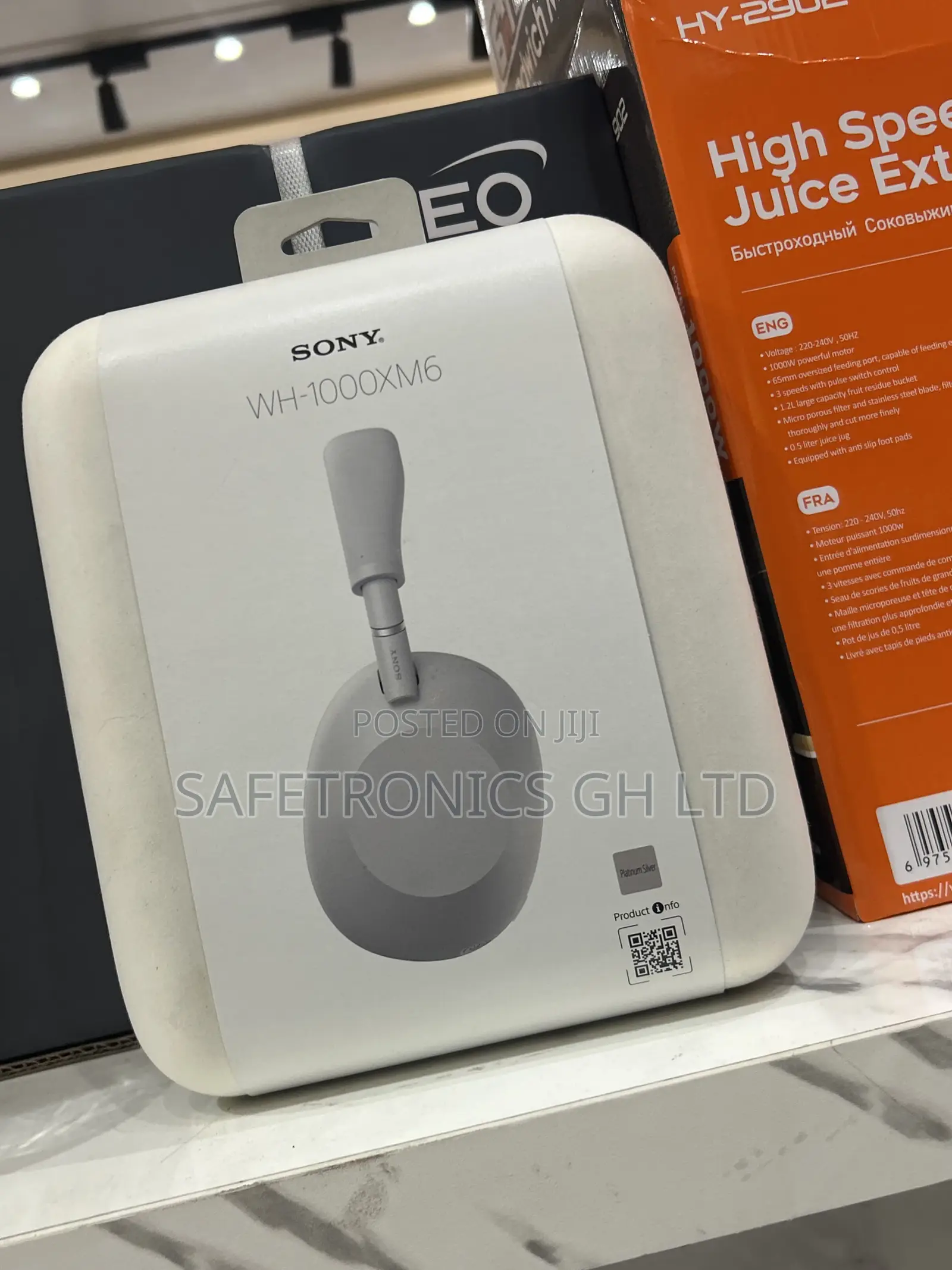 Newly Boxed Bluetooth Sony Xm6 Head Set