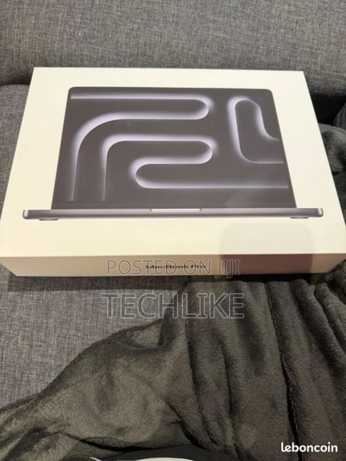 New Laptop Apple MacBook Pro 16GB Apple M5 SSD 512GB