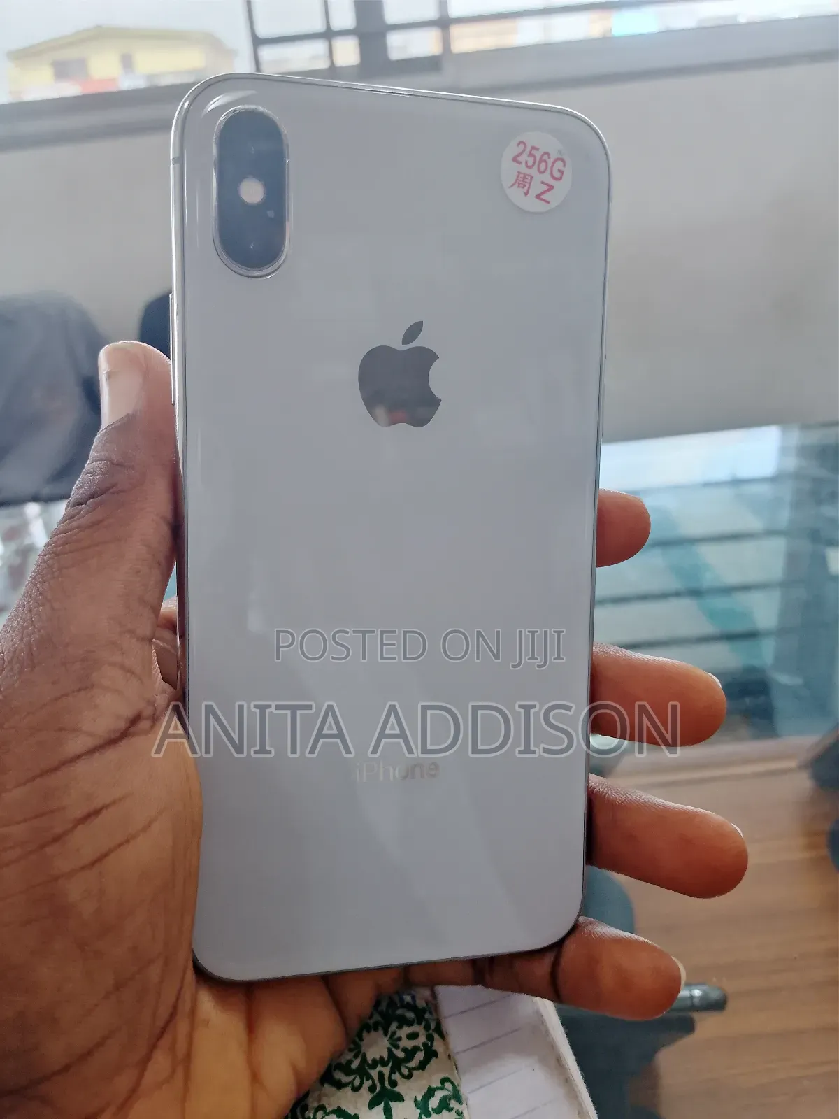 Apple iPhone X 256 GB White