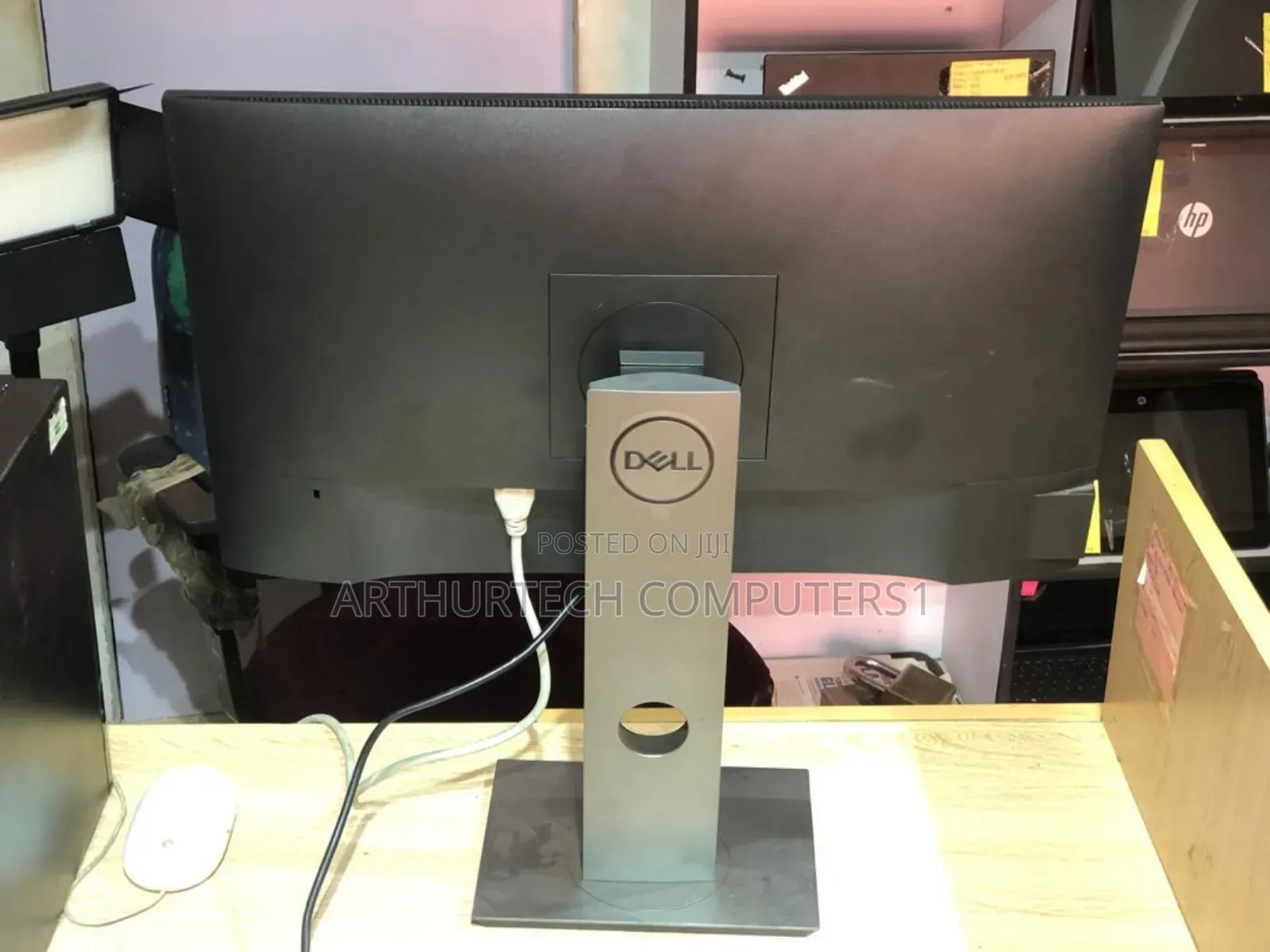 Dell Edgeless Monitor