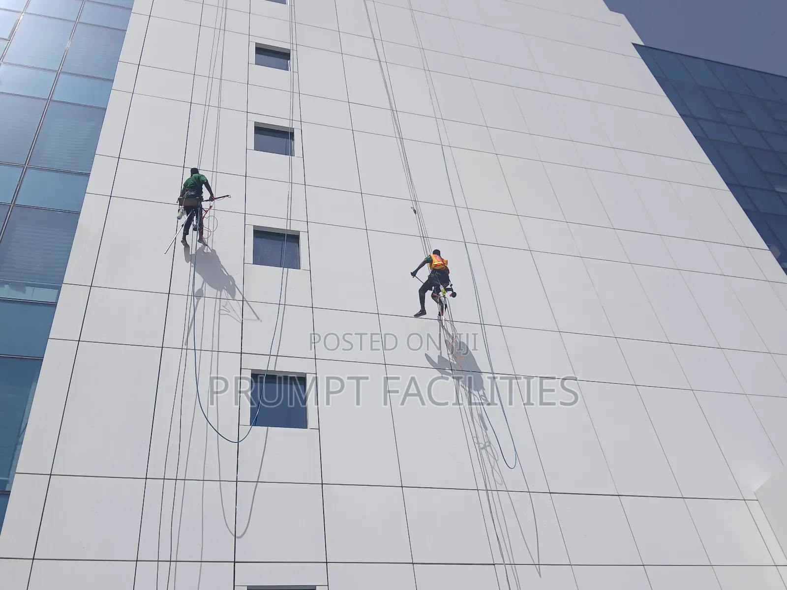 Front Window Glass Cleaning