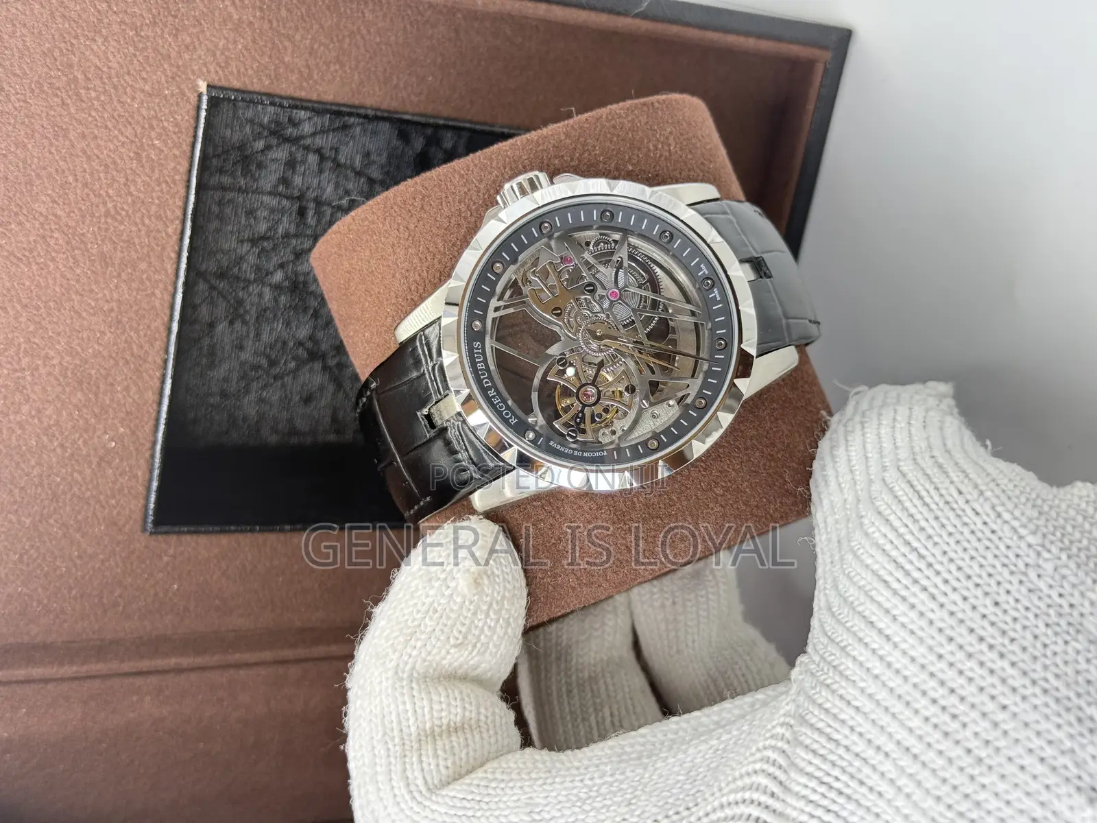 Roger Dubuis Excalibur 42 Automatic SkeletonBlack Strong Leather Watch
