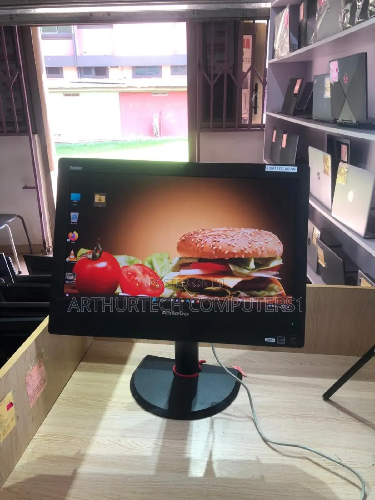 Lenovo ThinkCentre M810z AIO 8GB Intel Core I5 SSD 256GB