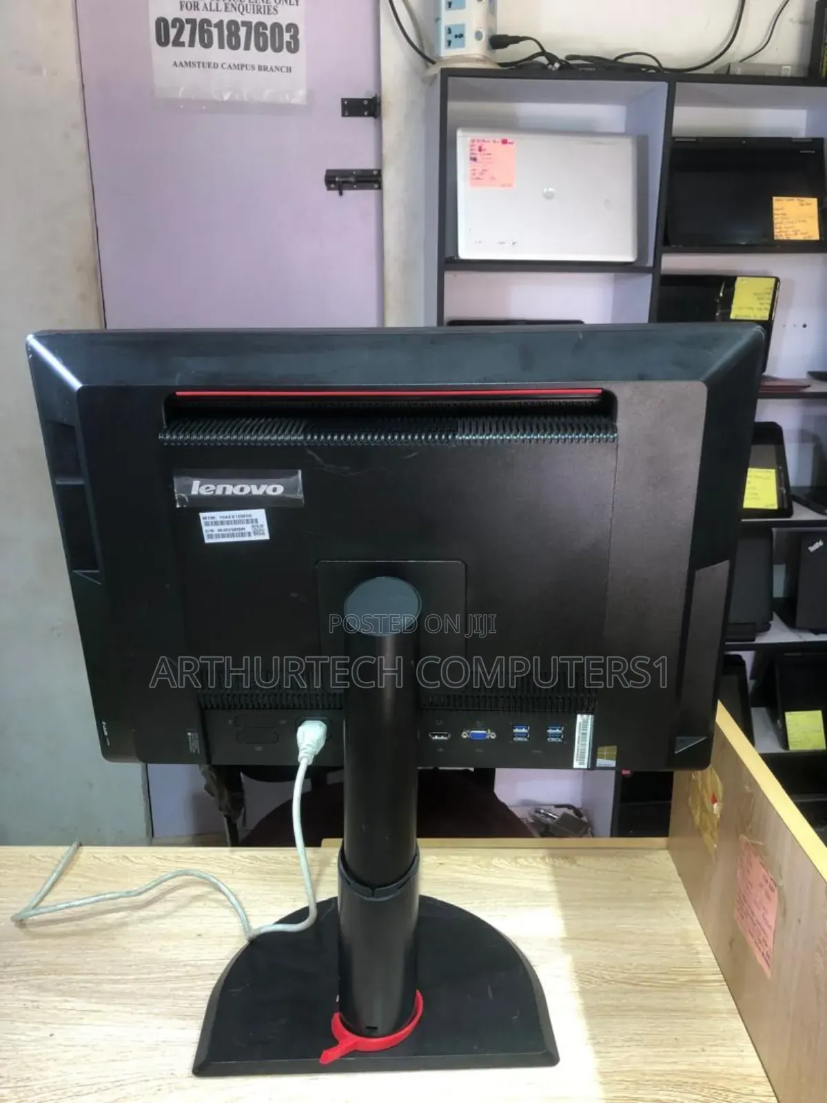 Lenovo ThinkCentre M810z AIO 8GB Intel Core I5 SSD 256GB