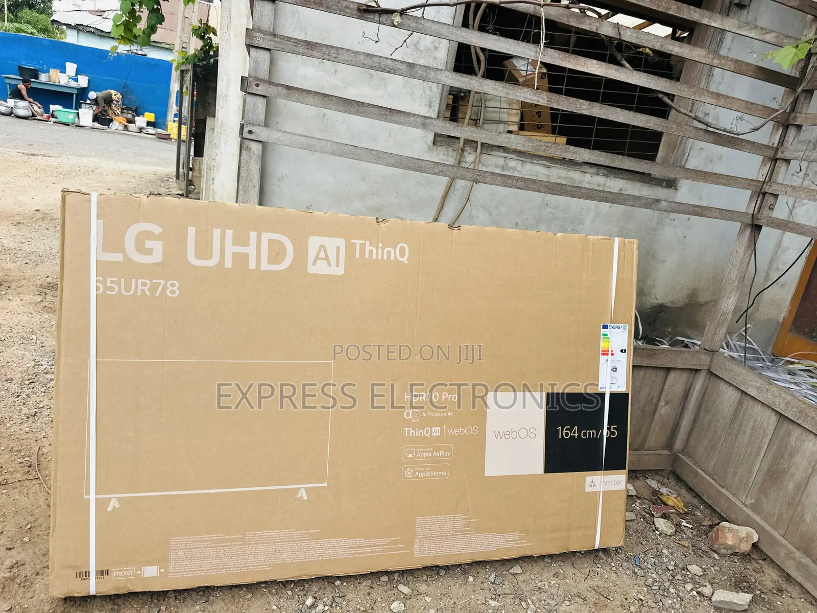 Newly Sealed in Box Uhd Smart Glossy 65”Ur780 Lg Television