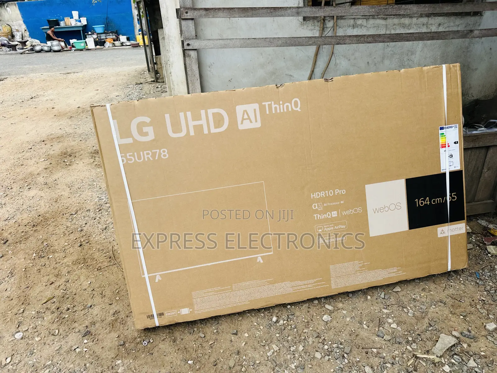 High Brightness  Uhd Smart Glossy 65”Ur780 Lg