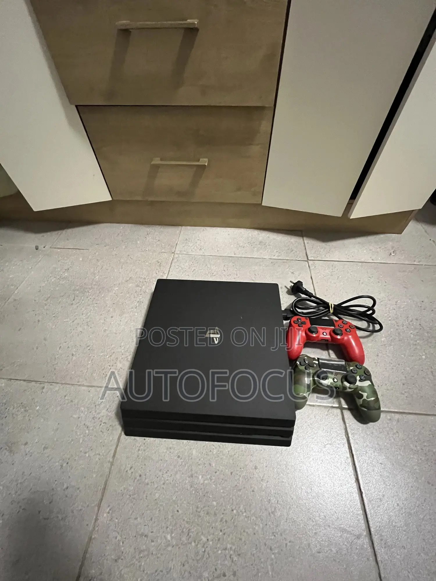 Playstation 4 Pro 1tb