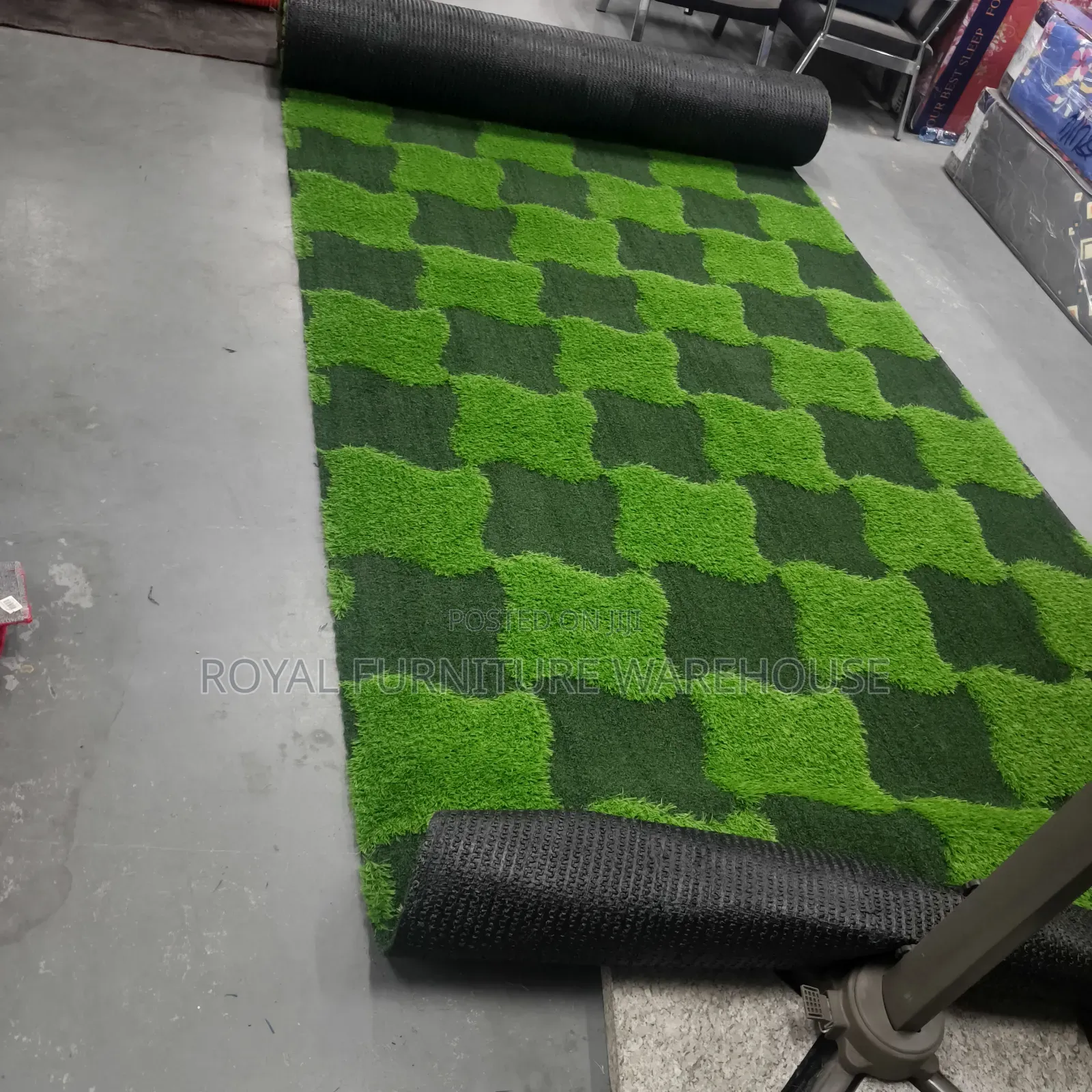 Artificial Carpet Grass Bundle . 25 Yard Per Bundle