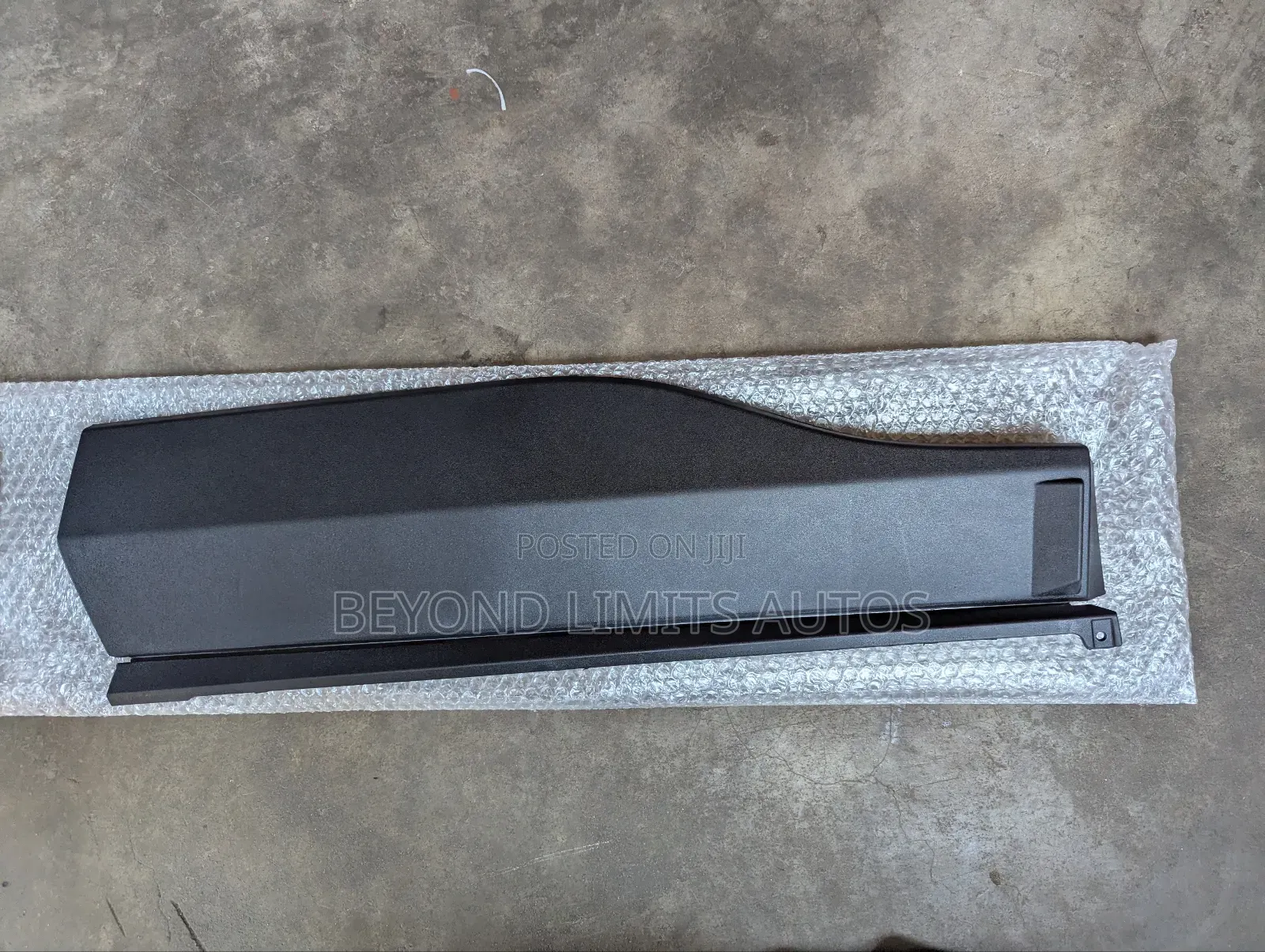 Toyota Rav4 2019,2020,2021,2022,2023 Back Door Moulding
