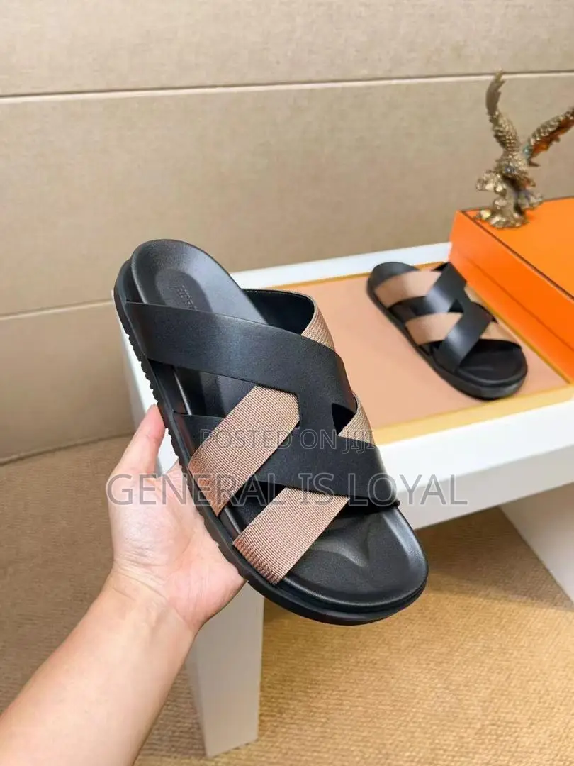 Hermès Kazimir Sandal In Black Calfskin And Woven Ribbon.