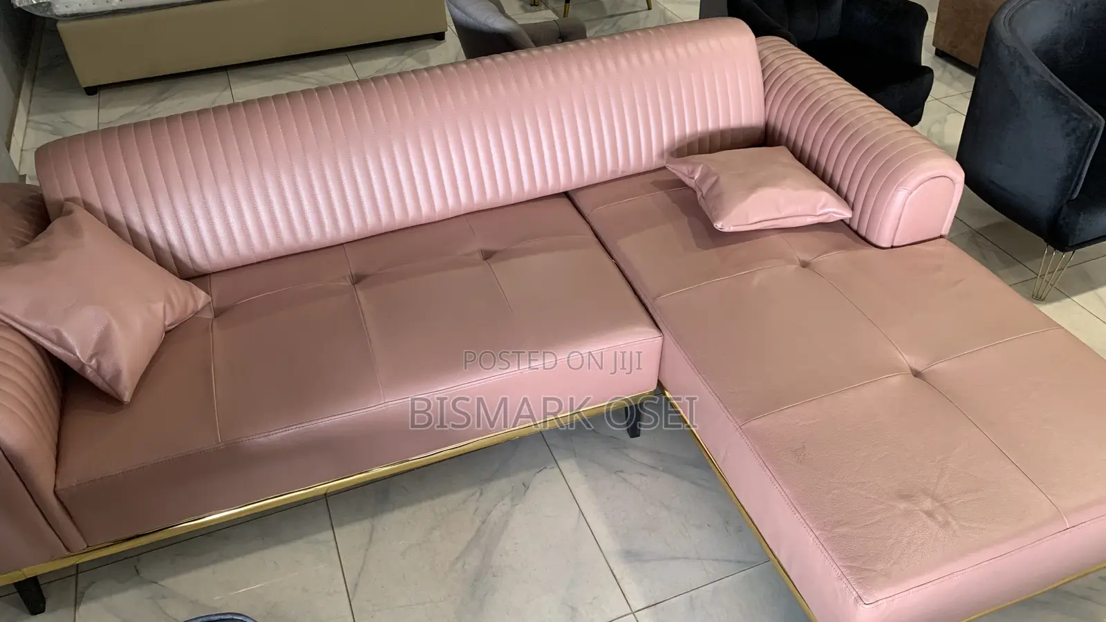 A Royal Comfort L Shape, With Adjustable Head Rest, Very Beautiful.