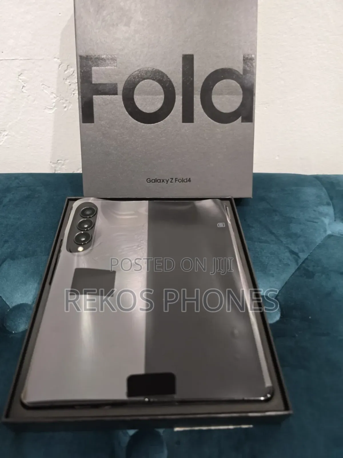 New Samsung Galaxy Z Fold4 512 GB