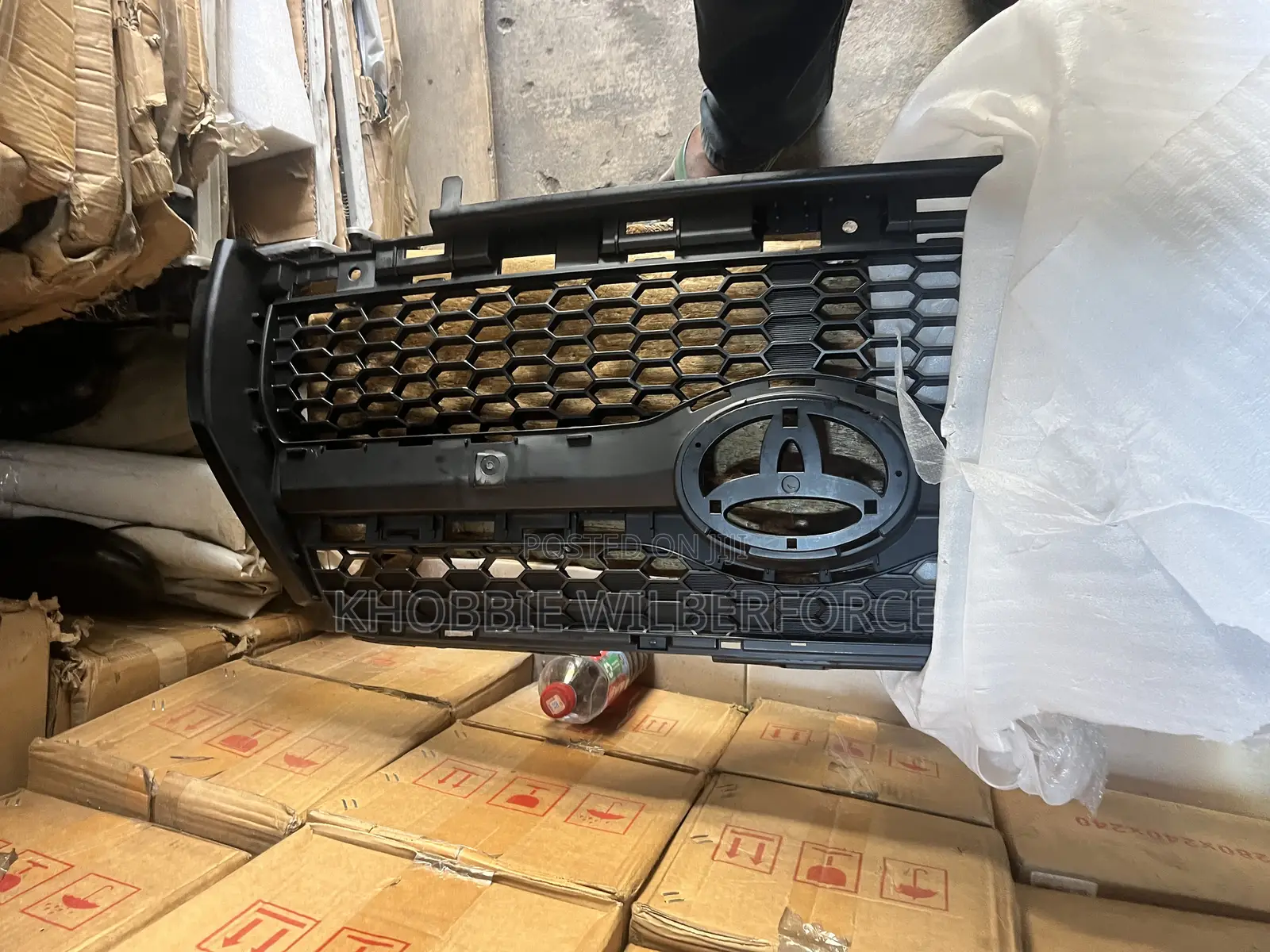 Rav 4 2010 LMT Grille