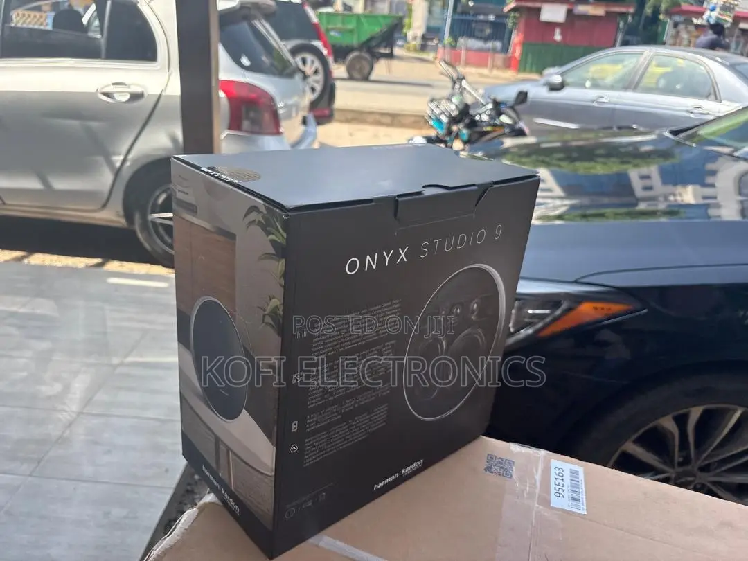 Onyx Studio 9 High-Fidelity Home Bluetooth Speaker