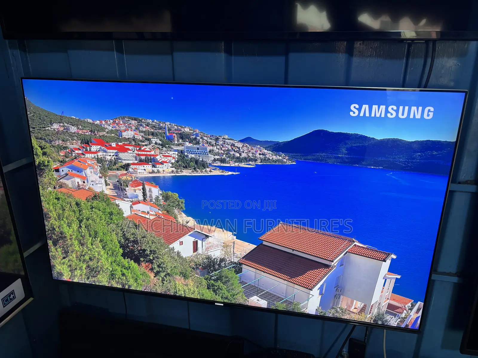 Samsung 50 Inches Smart (Cash on Delivery)