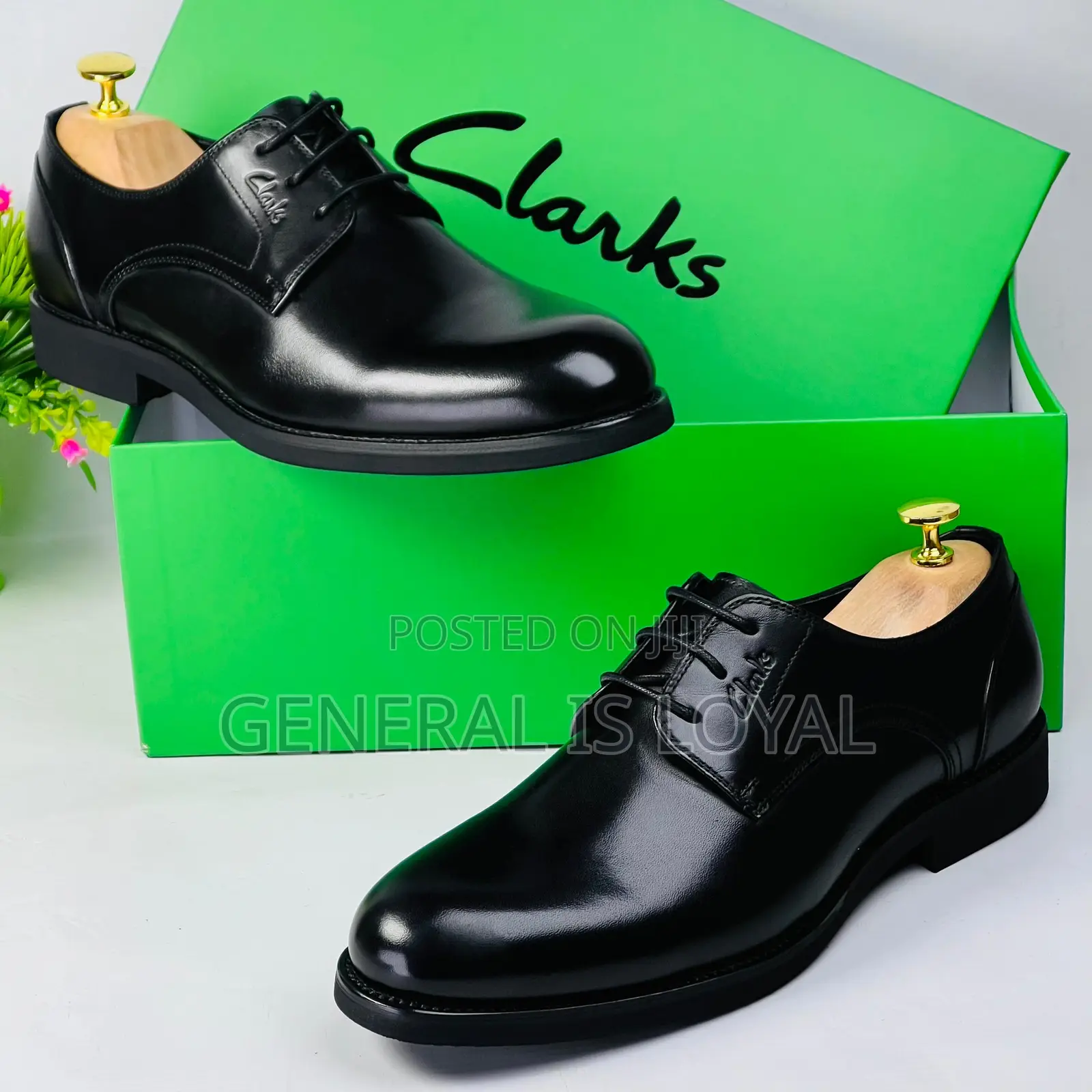 Clarks Black Leather Executive Shoes.