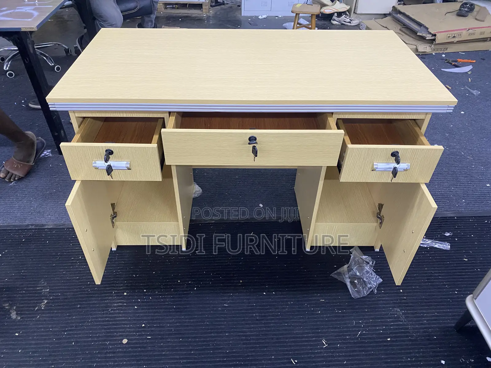 Office Table 8228 1.2