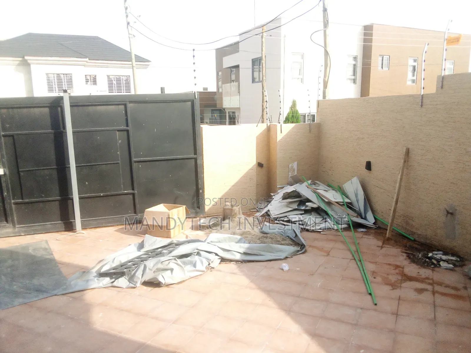Furnished 5bdrm Mansion in School Junction for sale