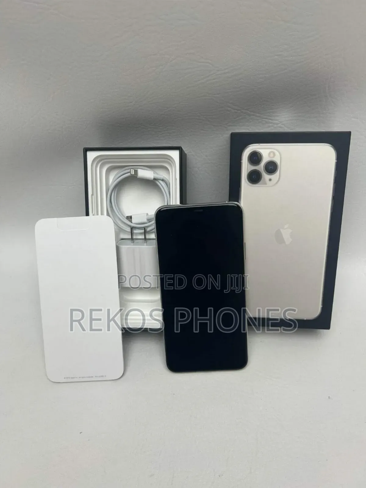 New Apple iPhone 11 Pro Max 256 GB Silver
