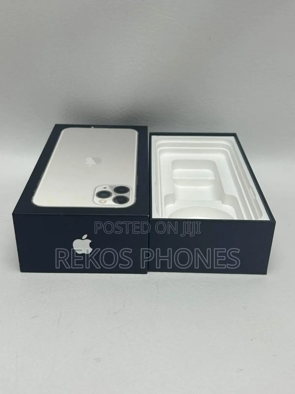 New Apple iPhone 11 Pro Max 256 GB Silver
